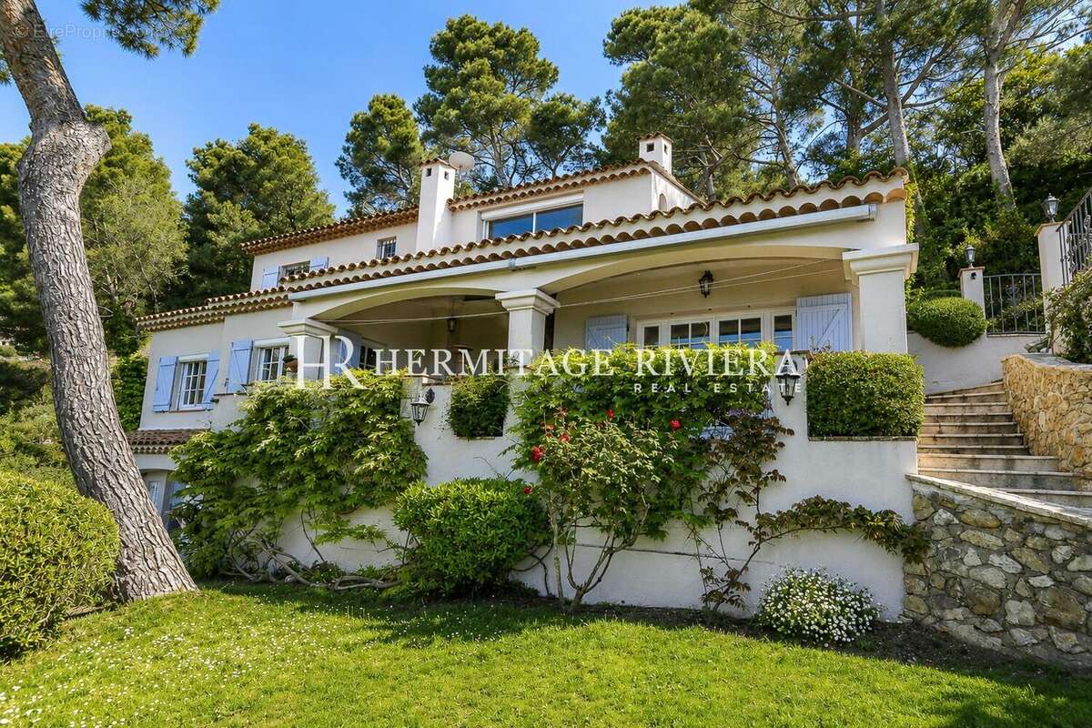 Maison 236 m² à Eze  - photo 20