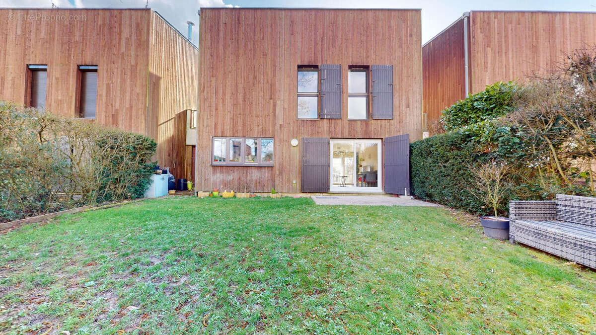 Maison à BOIS-D'ARCY