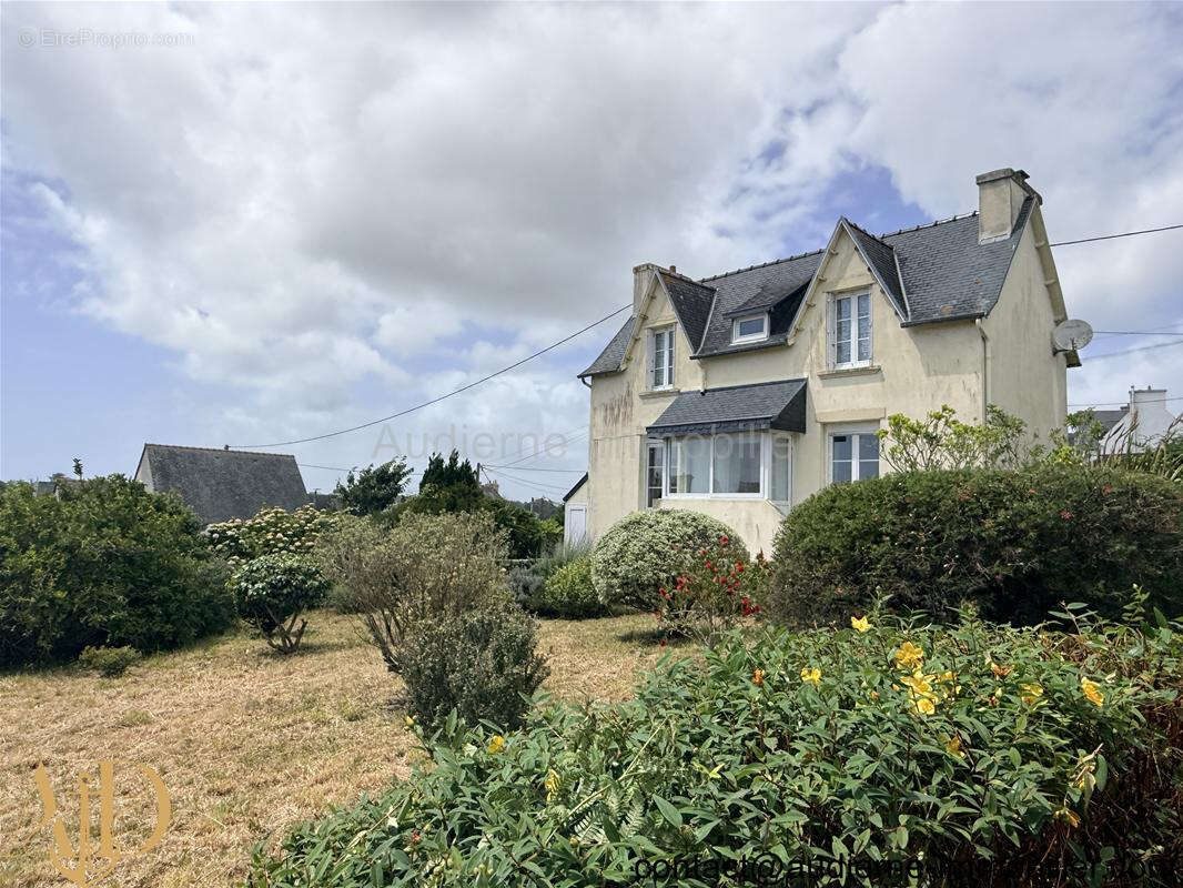 Maison à PLOUHINEC