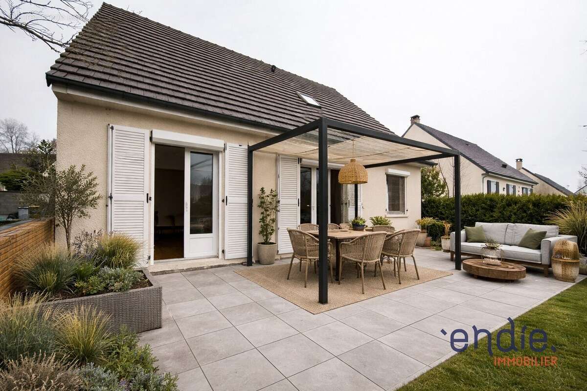 Maison à SAINT-GERMER-DE-FLY