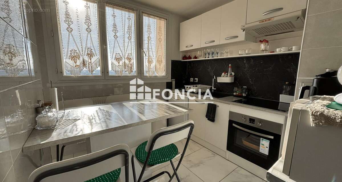 Appartement à VENISSIEUX