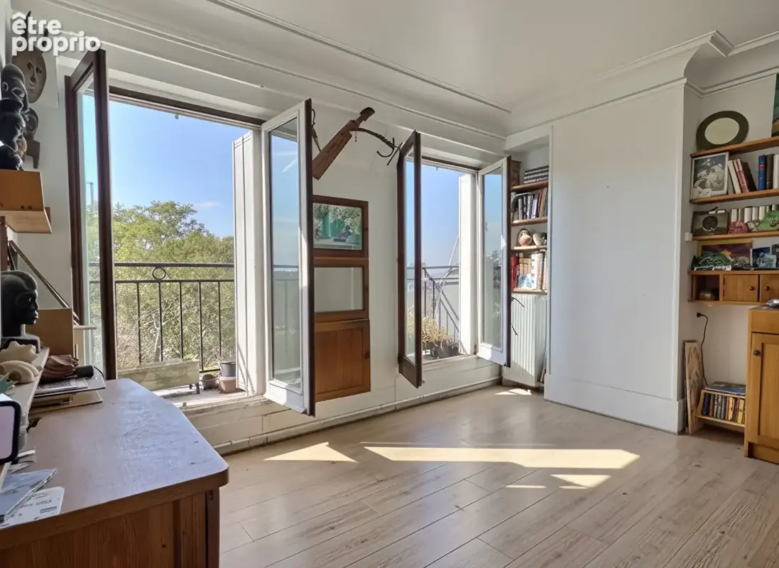 Paris 6e arrondissement - Vue sur le Jardin du Luxembourg - Appartement de 51,71 m² - photo 2