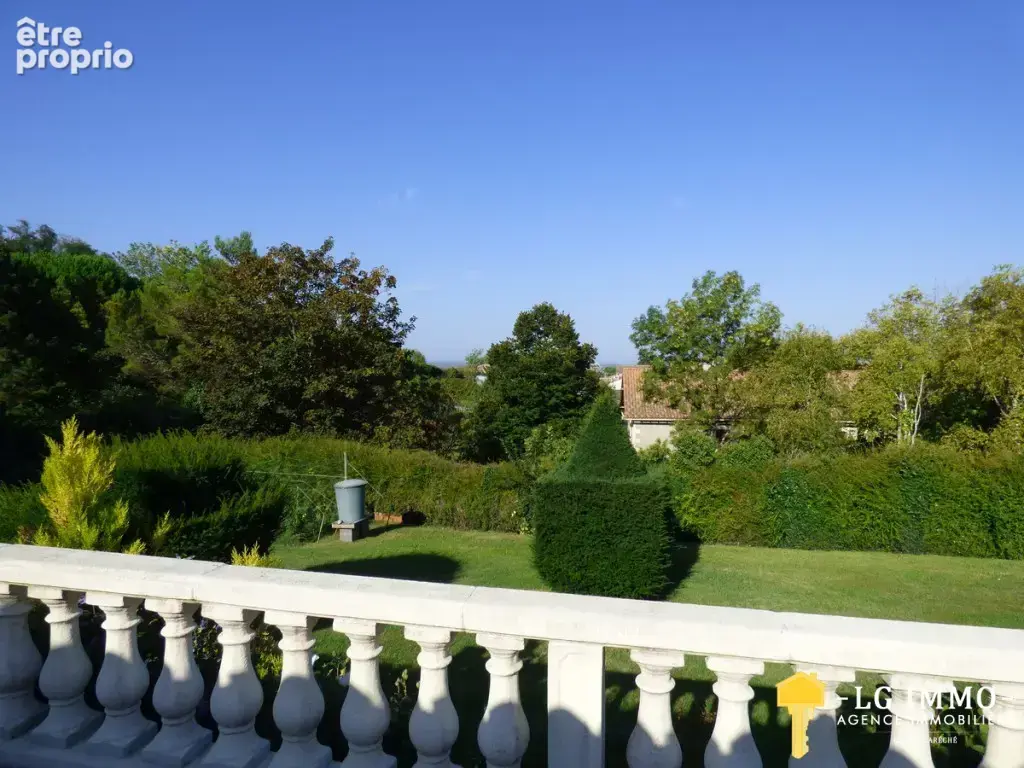 Propriété avec dépendance d'environ 285m2 près du pittoresque port de Chenac - photo 14