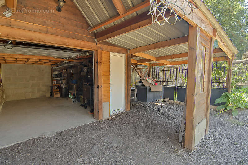 L'élégance d'une grande maison de village Normande en Pierre de Taille de 298 m² à réinventer - photo 21