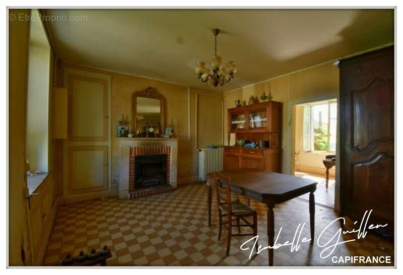 Maison à vendre 4 pièces TOUCHAY (18) - photo 7
