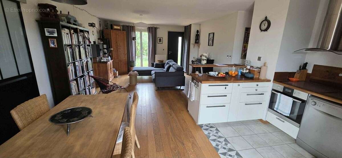 Maison à ARTIGUES-PRES-BORDEAUX