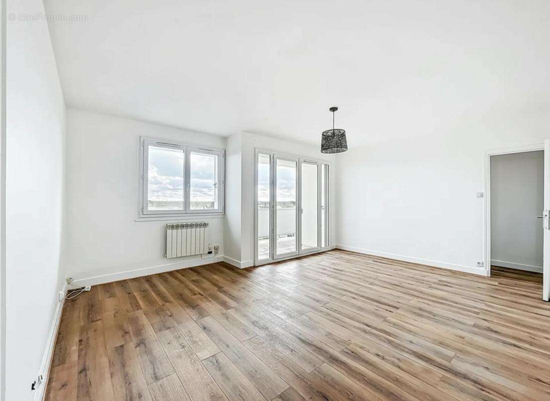 Appartement à SAINT-MEDARD-EN-JALLES