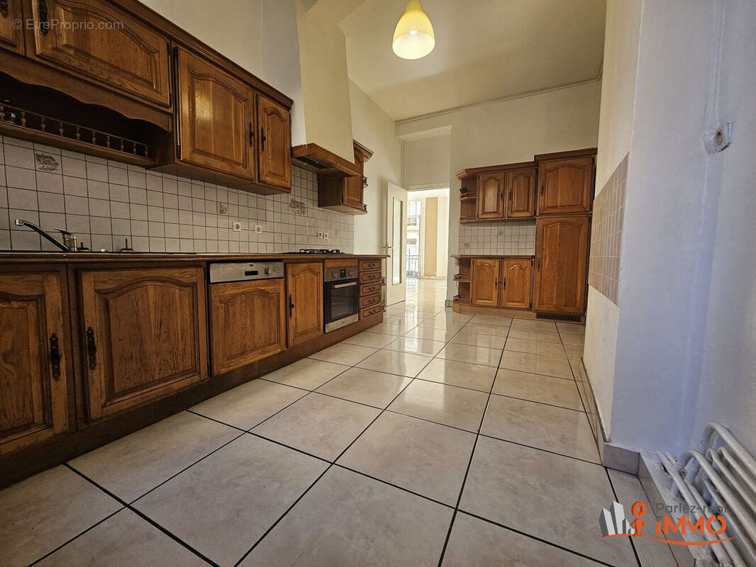 Appartement à SAINT-ETIENNE