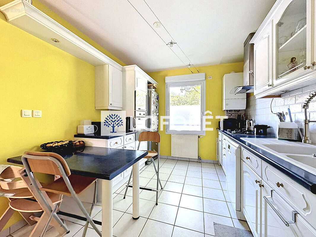 Appartement à MIRIBEL