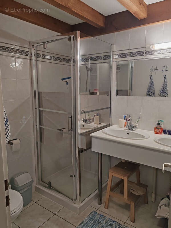 Appartement à SAINT-JULIEN-EN-BORN