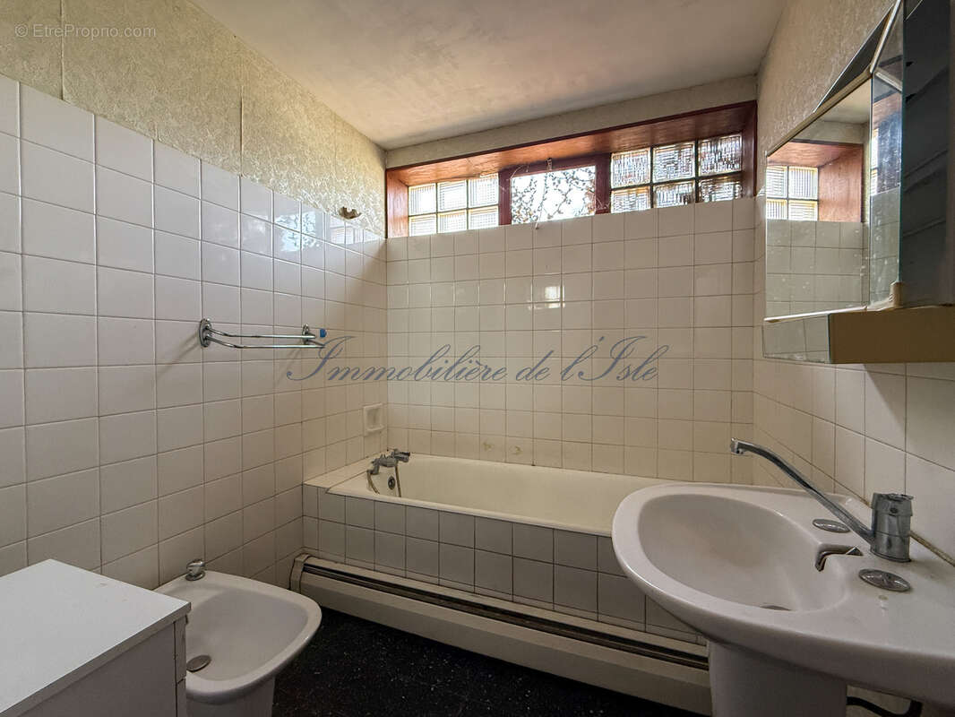 Maison à COULOUNIEIX-CHAMIERS