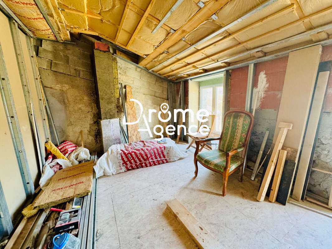 Maison à SERVES-SUR-RHONE