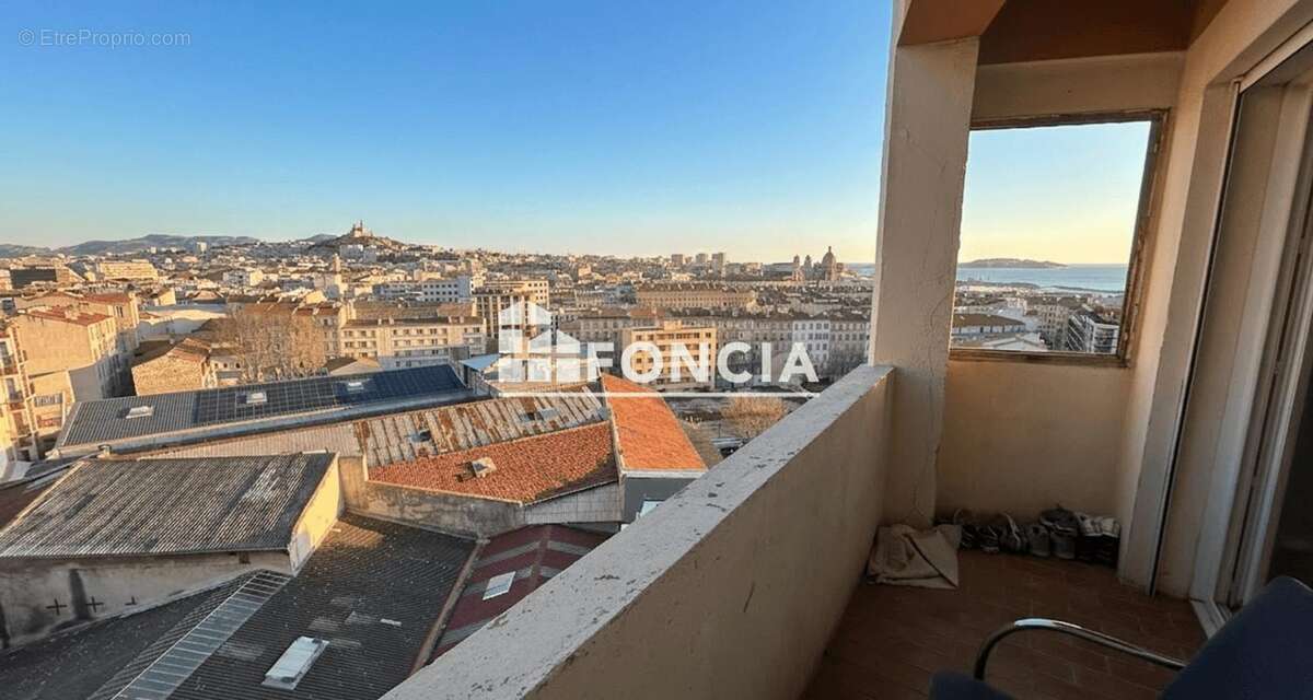Appartement à MARSEILLE-2E
