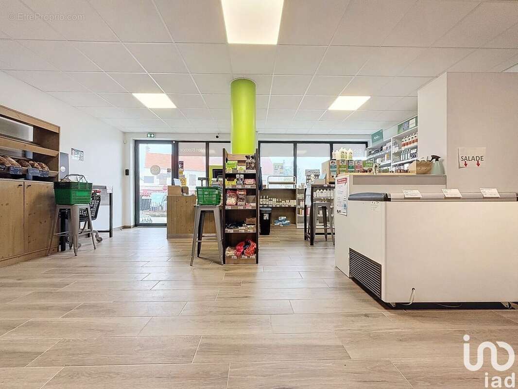 Photo 6 - Commerce à BRUYERES-LE-CHATEL