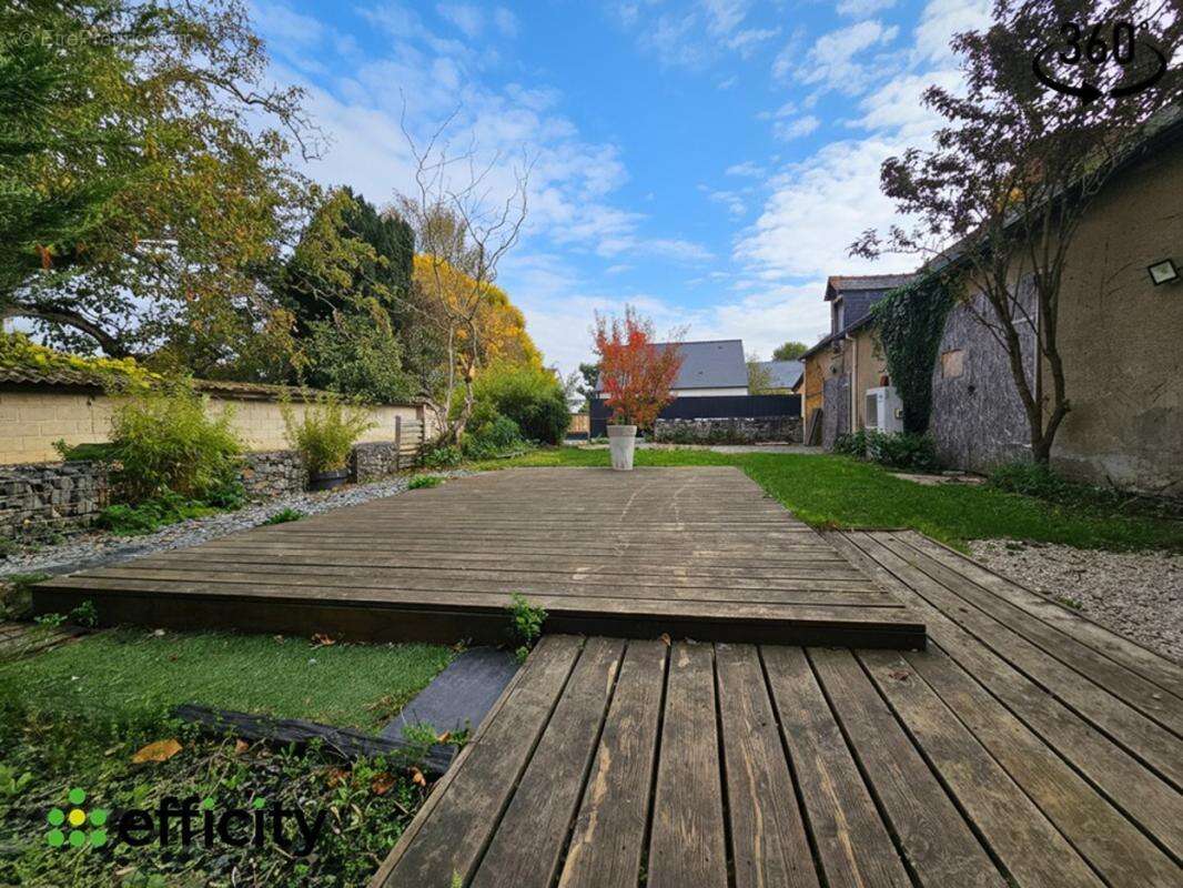 Maison à SAINT-DOMINEUC