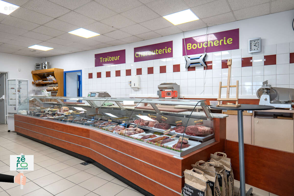 Commerce à TRIAIZE