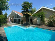 Maison à SAUGNAC-ET-CAMBRAN