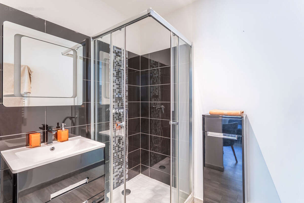 Appartement à CARRY-LE-ROUET
