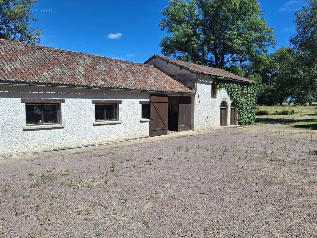 Magnifique exploitation agricole de 55 ha comprenant 2 maisons et plusieurs dépendances - photo 13