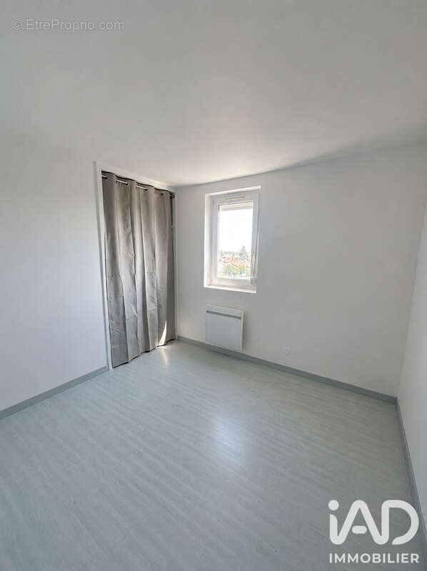 Appartement 91 m² à Talant  - photo 8