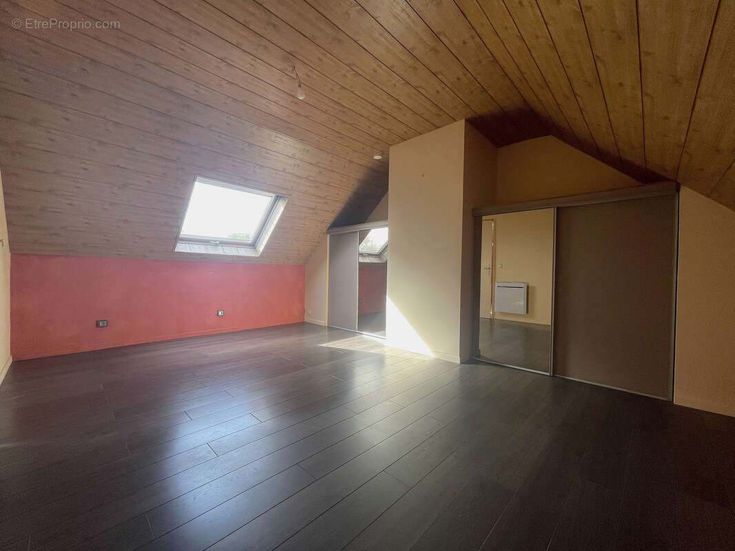 Maison à LIGNE