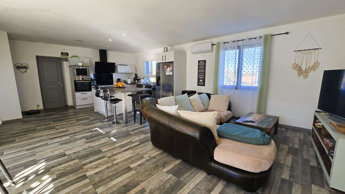 Maison à LES ISSARDS