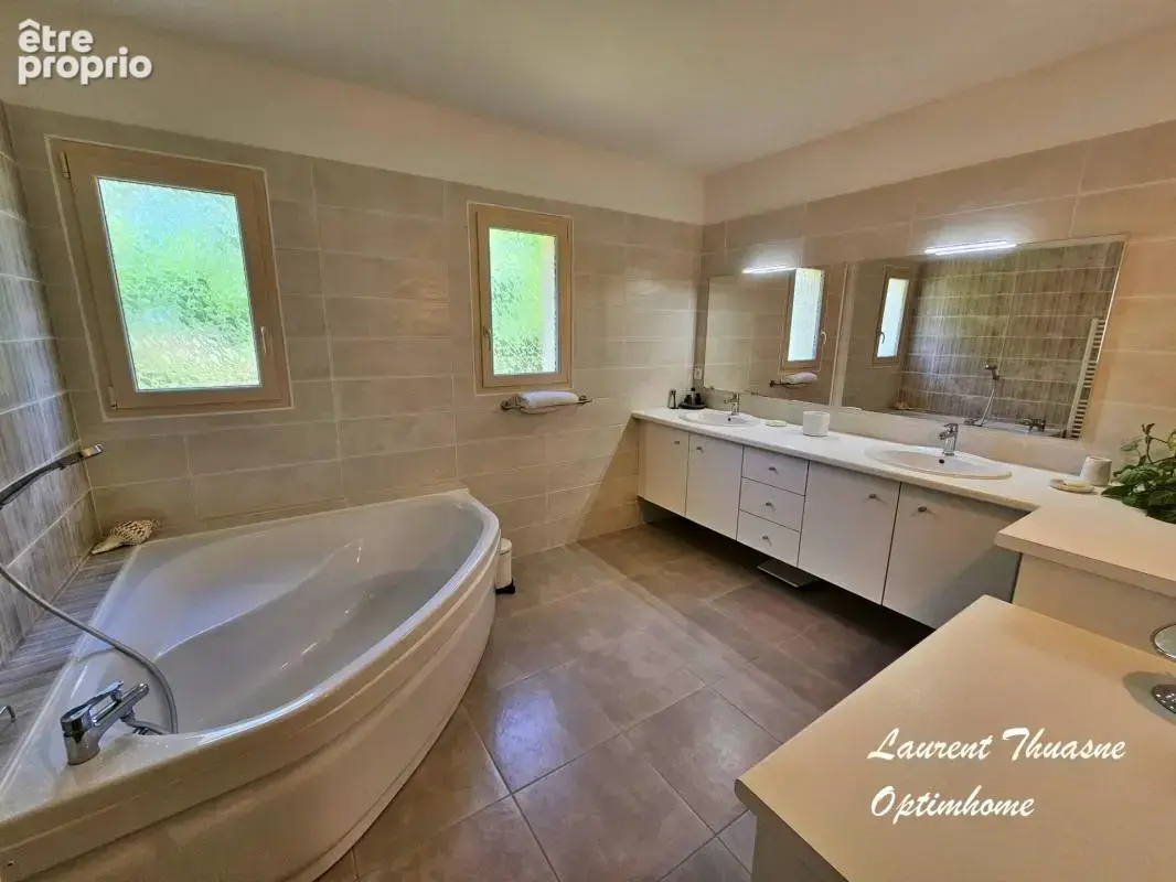 Maison 7 pièces 6 chambres avec deux gîtes au calme - photo 12
