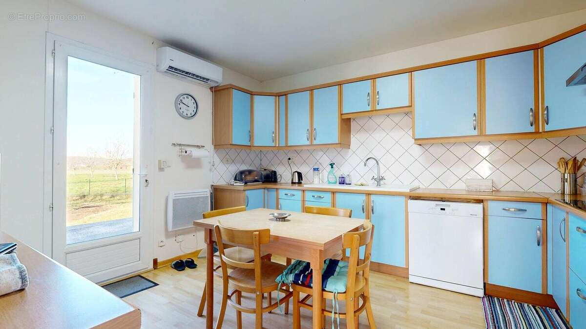 Maisondeplainpieddequatrechambres01222026173841 - Maison à BEYNAC-ET-CAZENAC