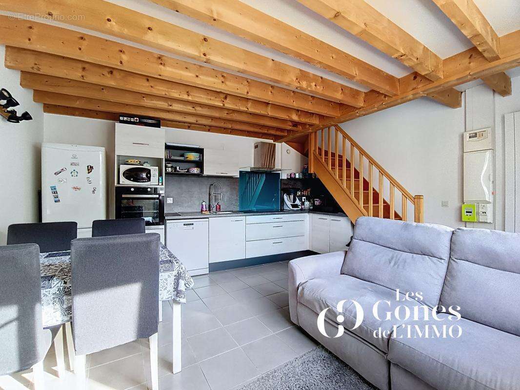 Appartement à BRINDAS