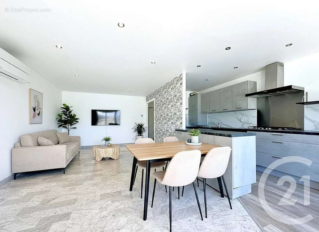 Appartement 71 m² à Antibes  - photo 16