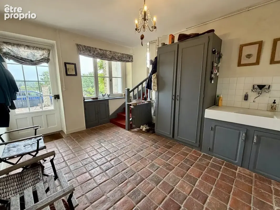 Belle maison avec grande piscine à vendre à Épiry - photo 2