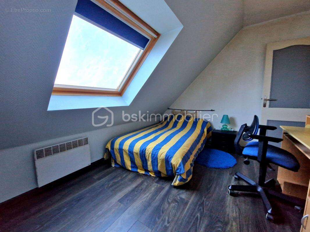 Maison à BAZAINVILLE