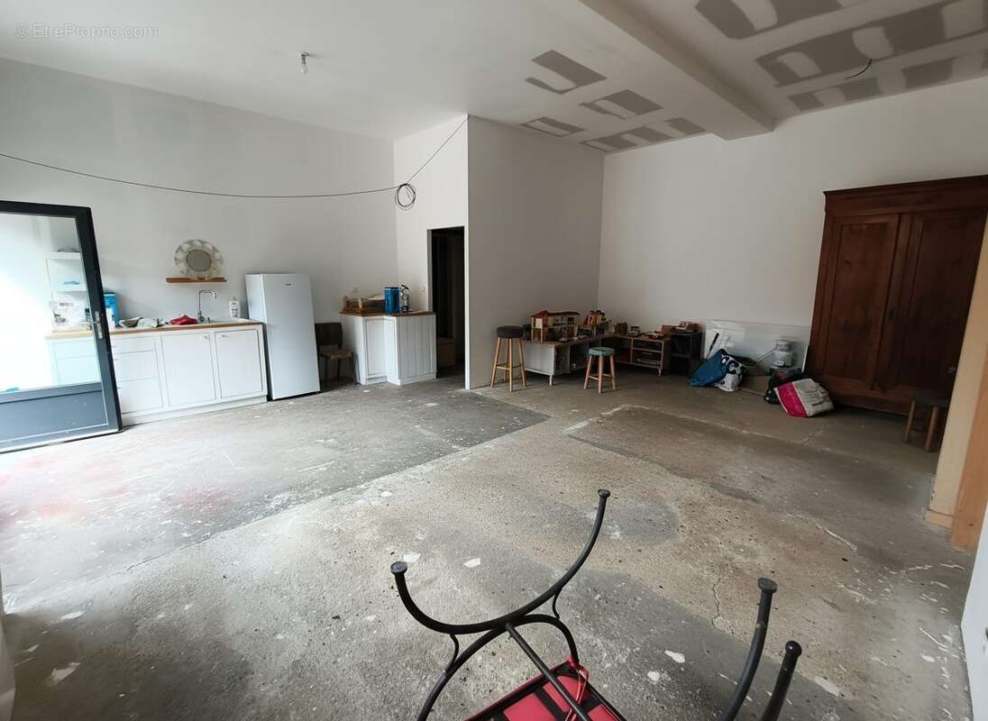 Maison 229 m² à Marcon  - photo 6