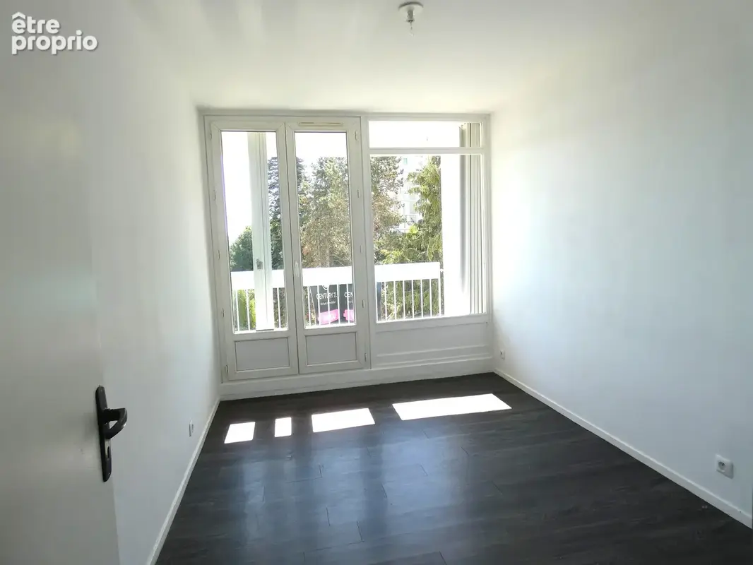 Appartement traversant de 108 m2, vue dégagée - photo 9