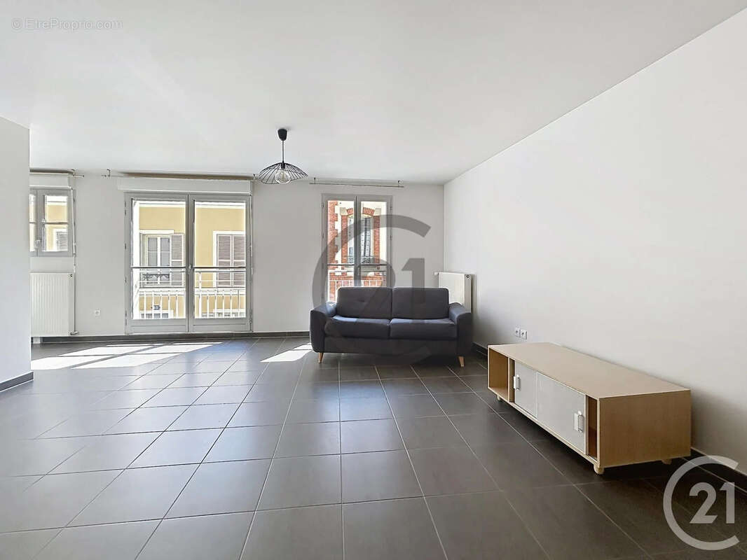Appartement à FONTAINEBLEAU