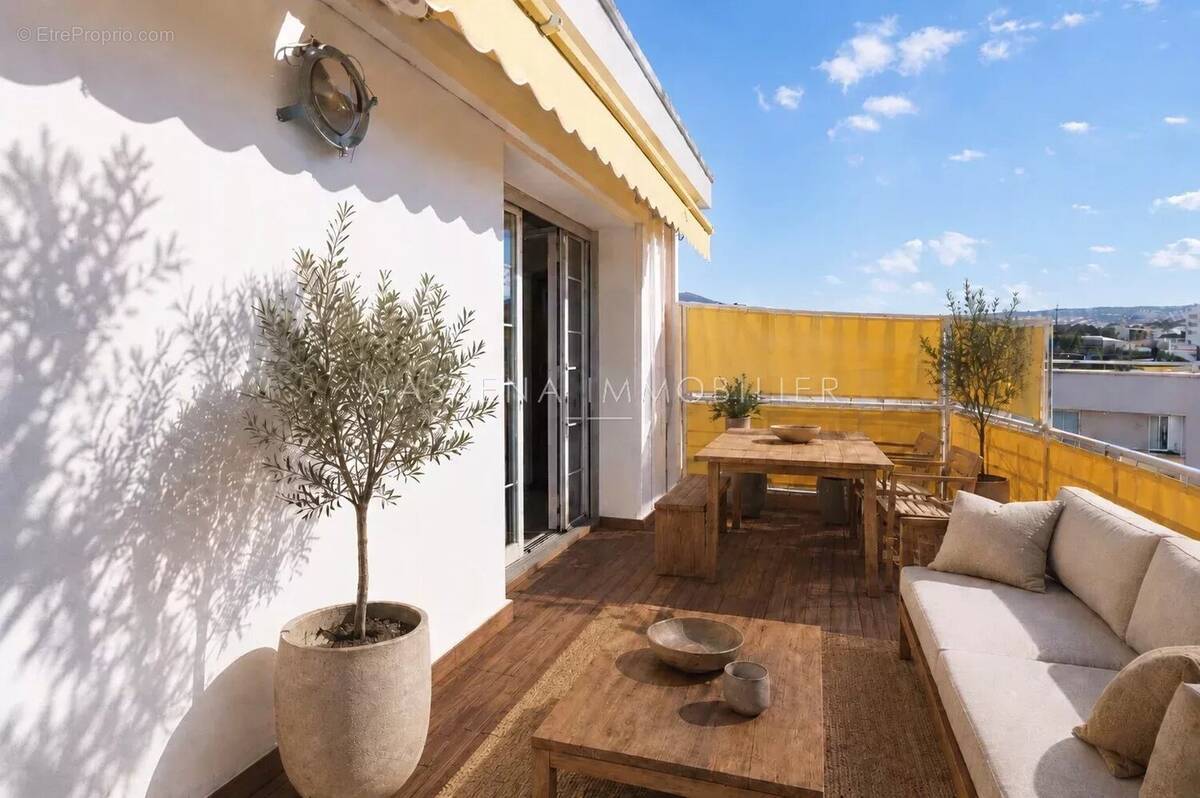 Appartement à NICE