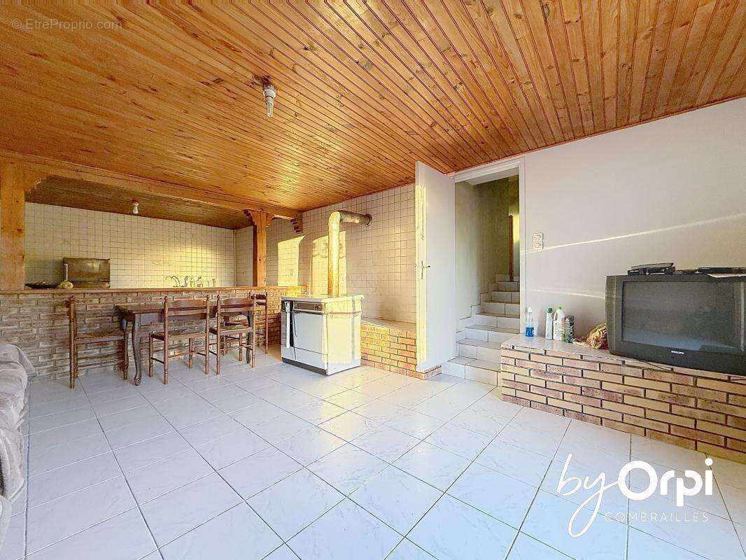 Maison à LE QUARTIER