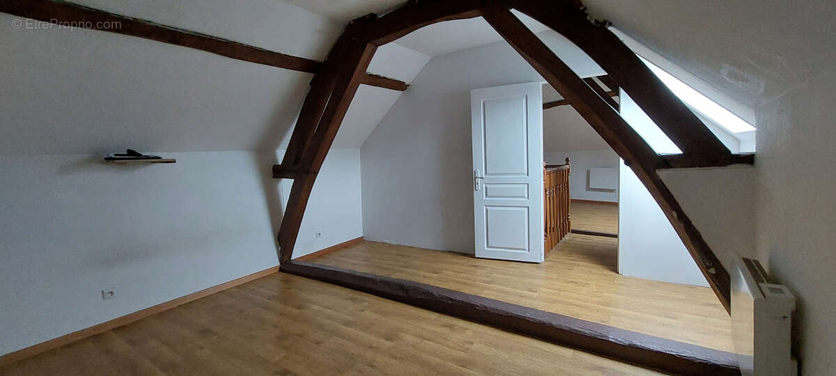 Appartement à MARGNY-LES-COMPIEGNE