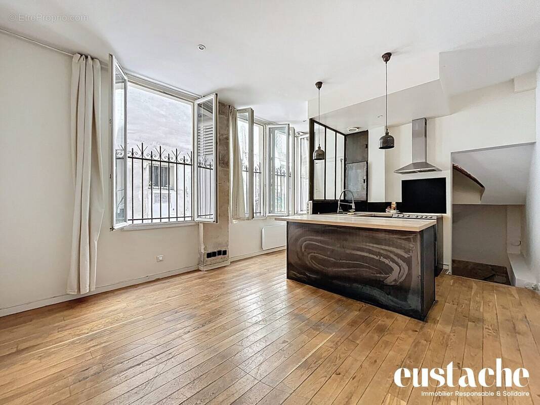 Appartement à PARIS-12E