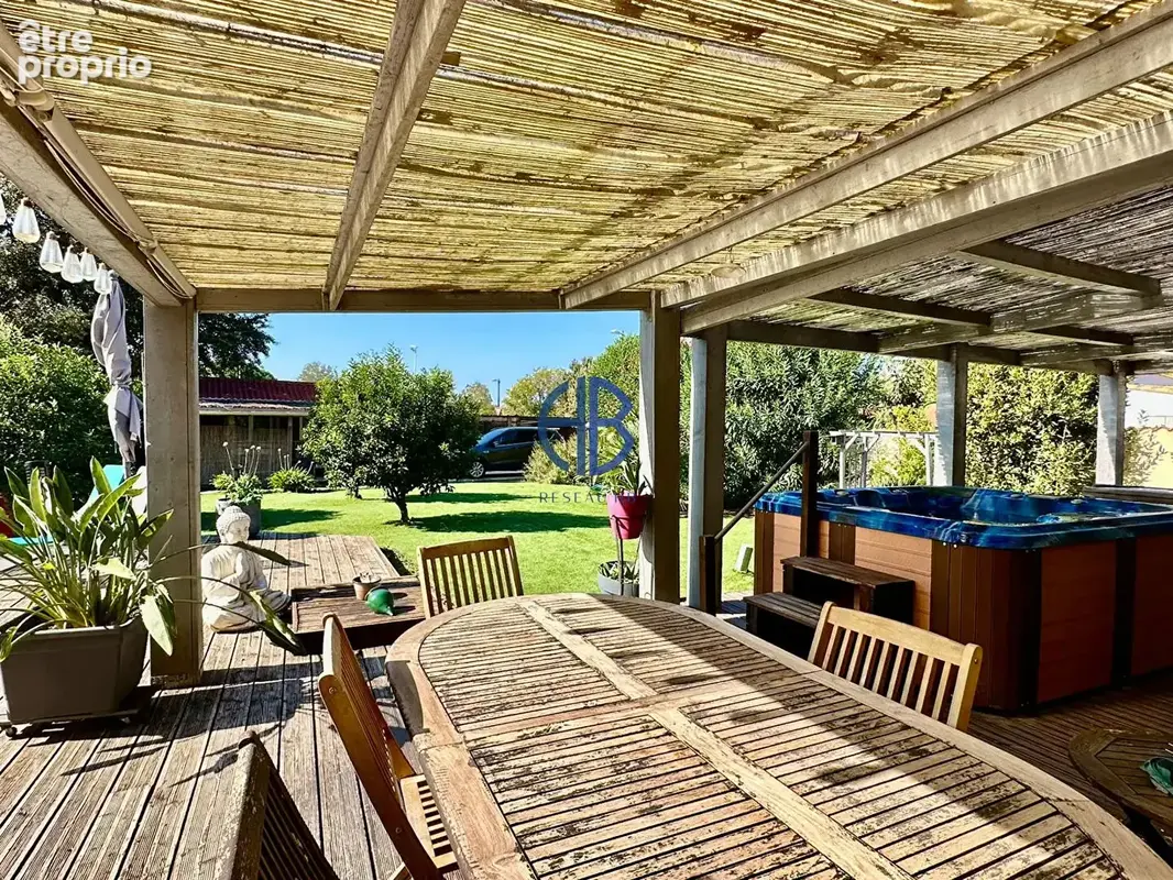 Grau d'agde-maison 4 faces avec piscine et dependances - photo 9