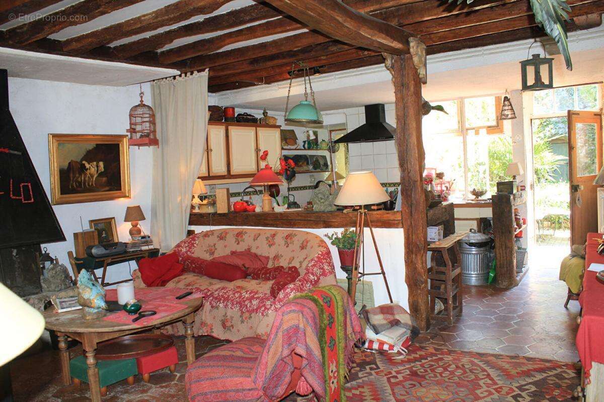 Maison à ROCHEFORT-EN-YVELINES