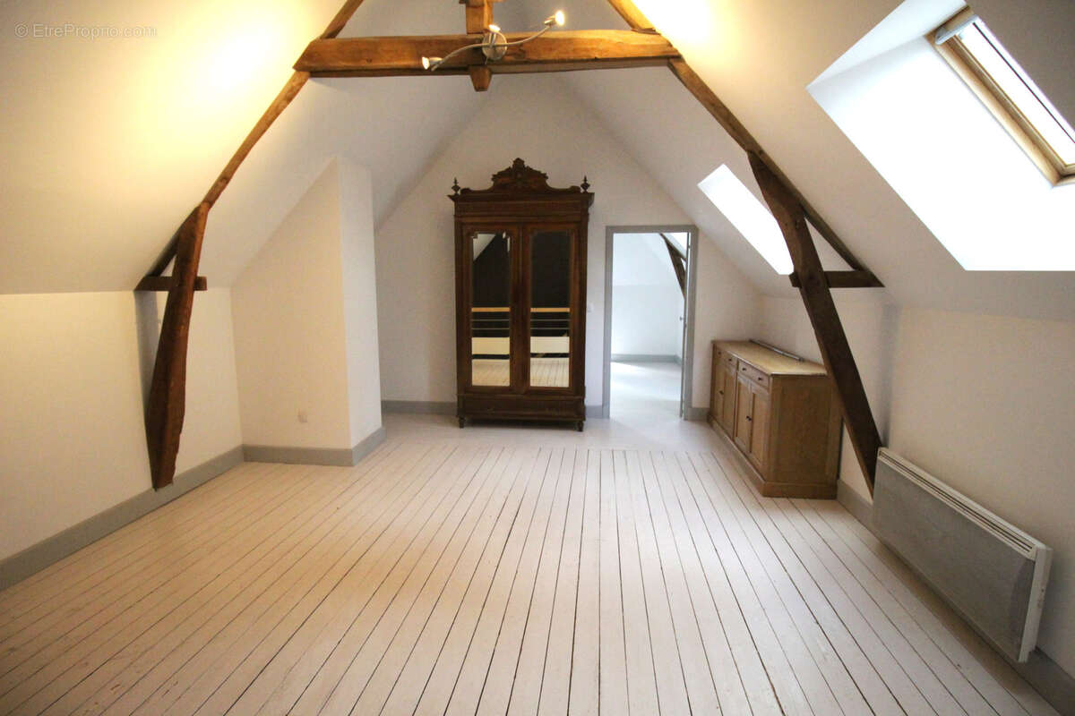 Maison à SAINT-PATERNE-RACAN