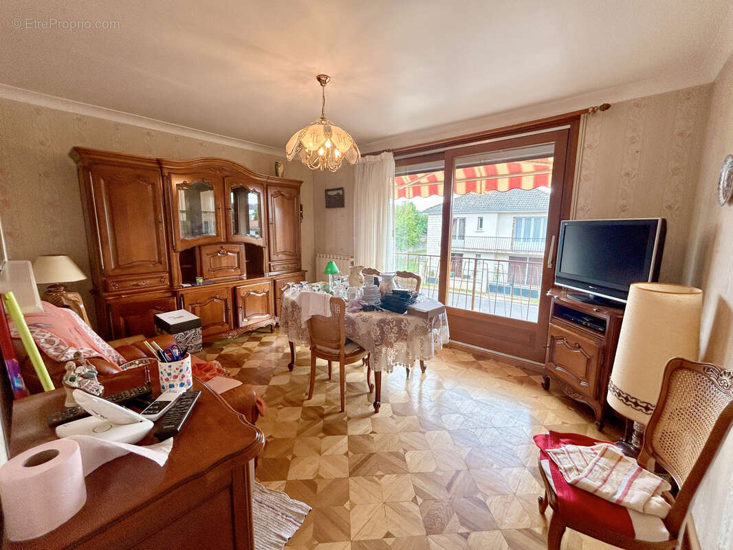 Maison à COMMENTRY