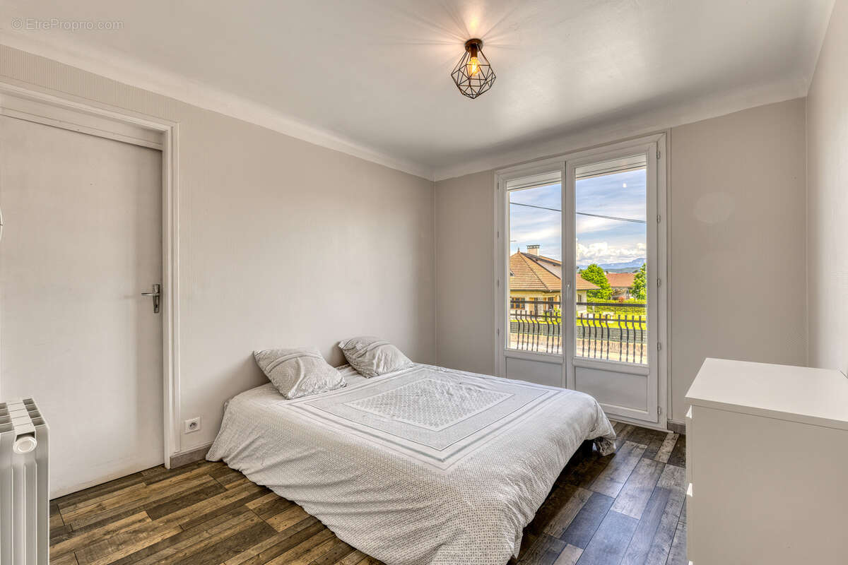 Appartement à VALLIERES