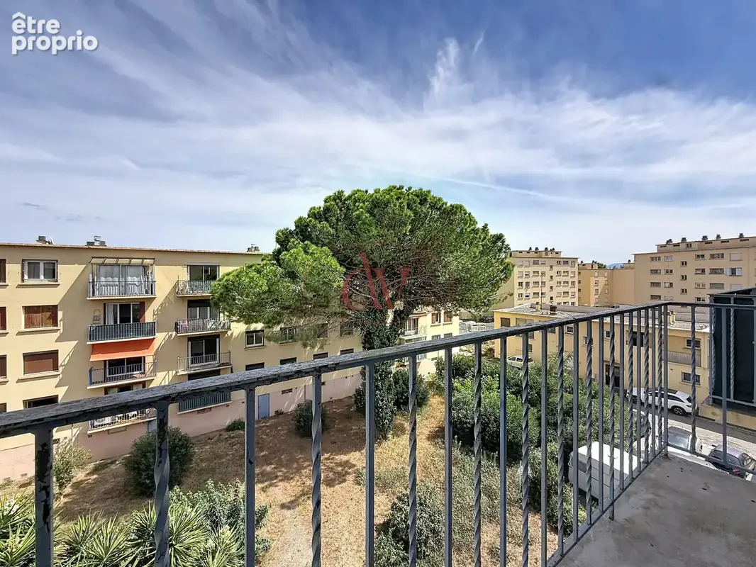 Perpignan   dernier étage   74 m2   parking   résidence sécurisée - photo 13