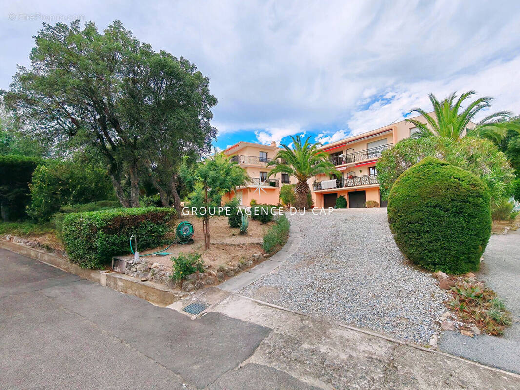 Appartement à FREJUS