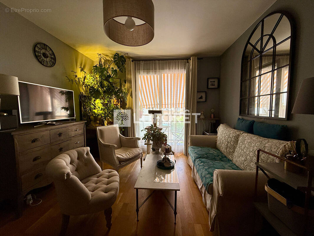 Appartement à SAVIGNY-SUR-ORGE