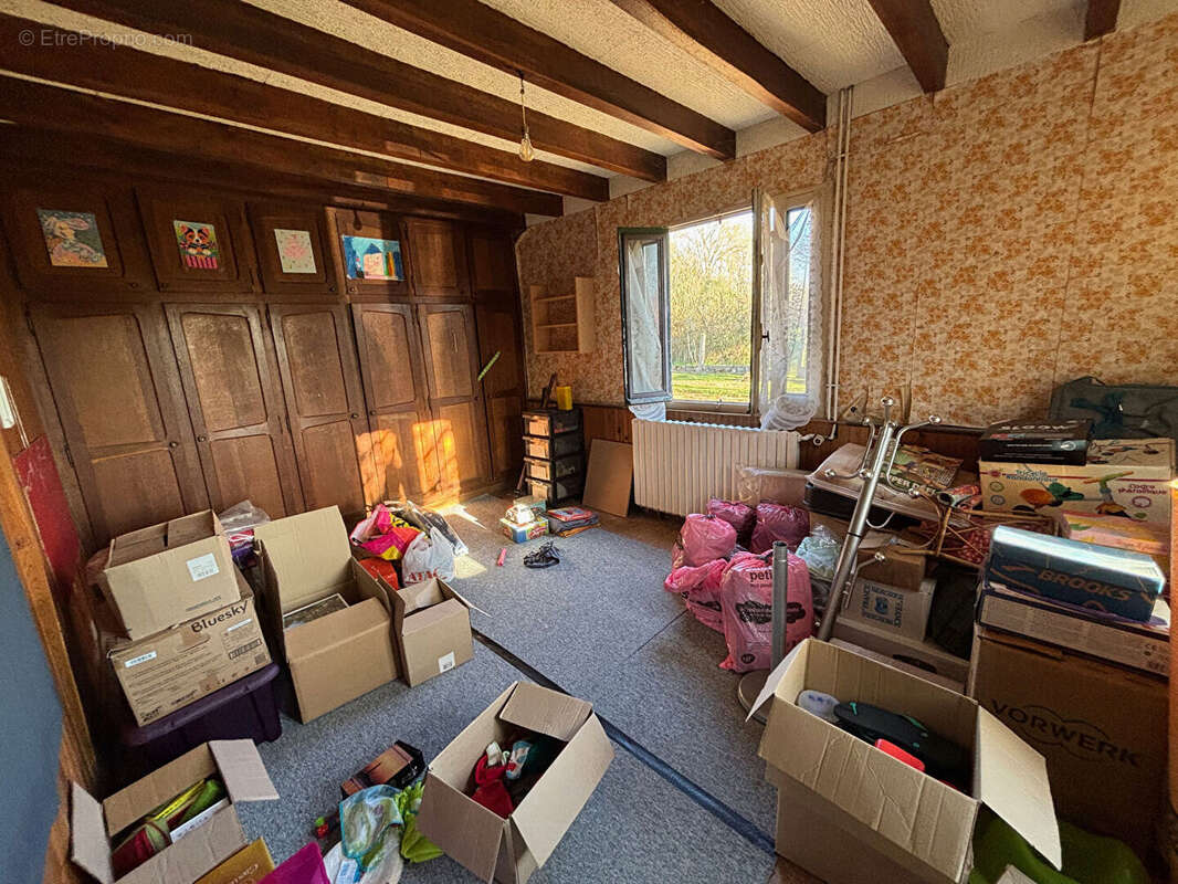 Maison à CHANTENAY-SAINT-IMBERT