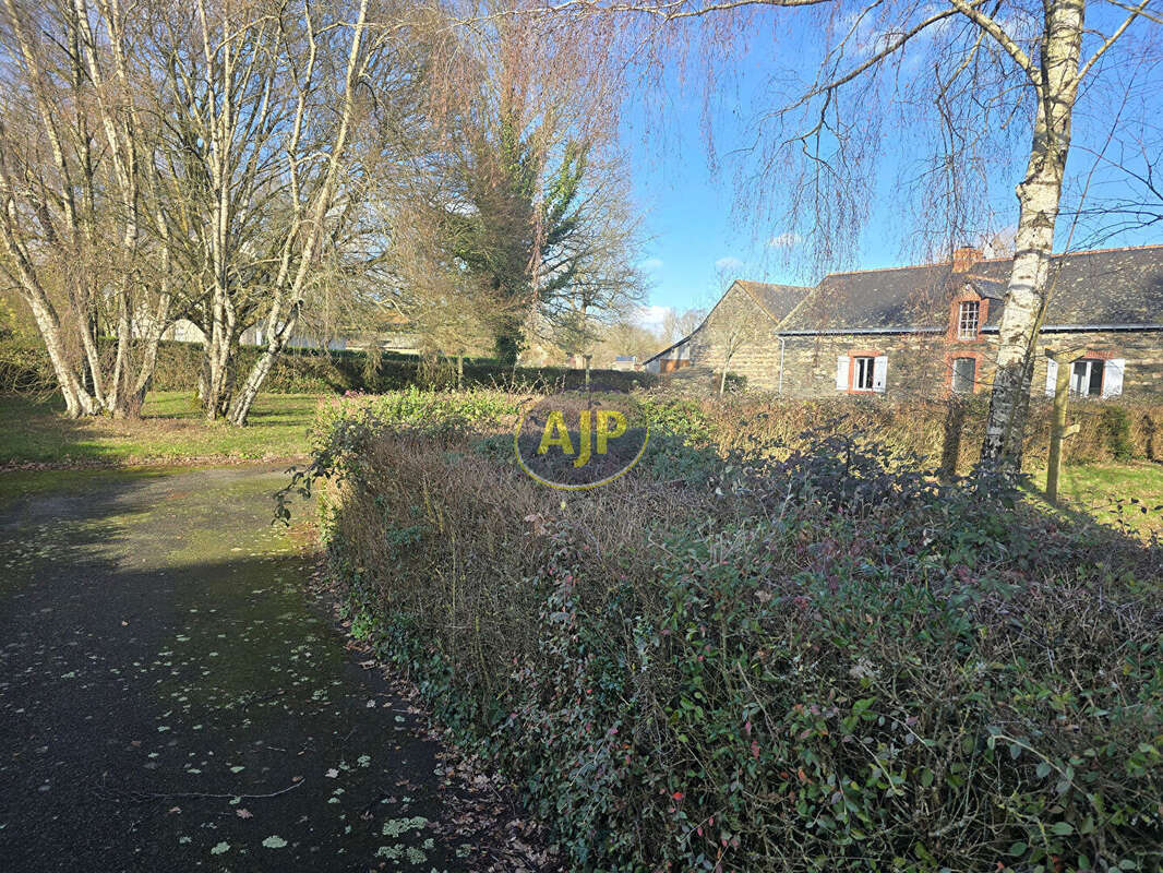 Maison à CONQUEREUIL