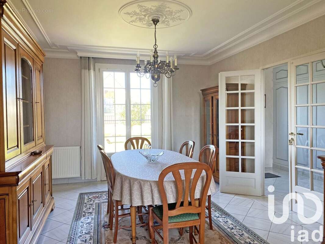 Photo 2 - Maison à VILLEBAROU